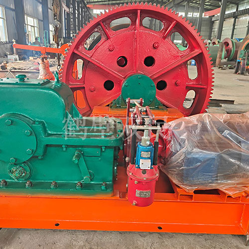 礦用鑿井絞車出口俄羅斯！